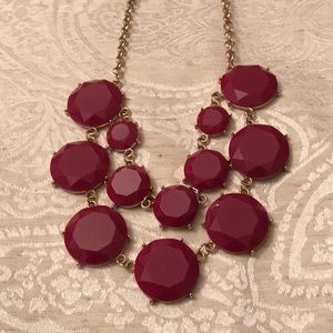 Statement necklace